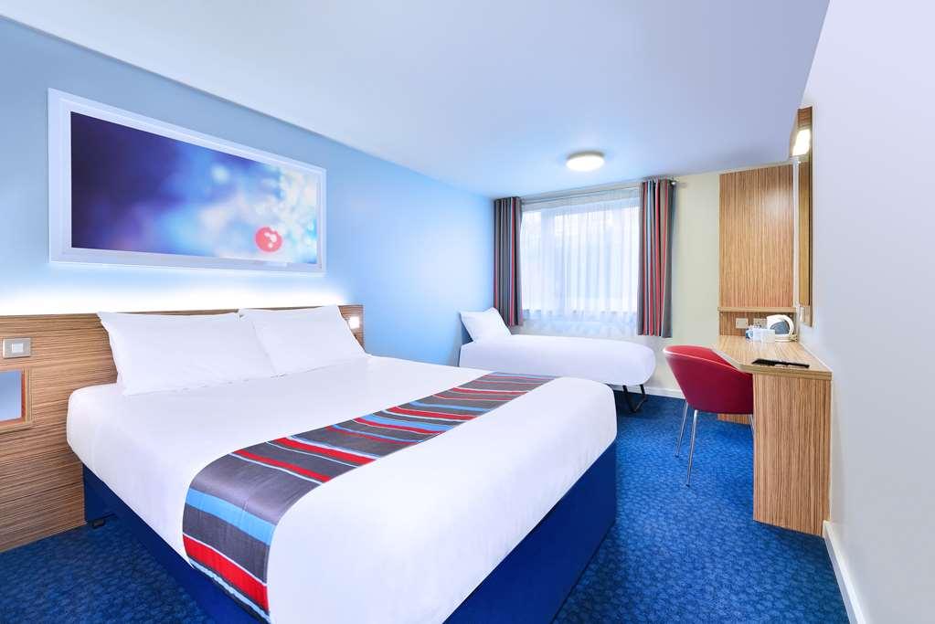 Travelodge Kingston Upon Thames Central London Rum bild
